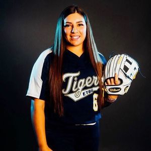 Meet your Posher, Beatriz